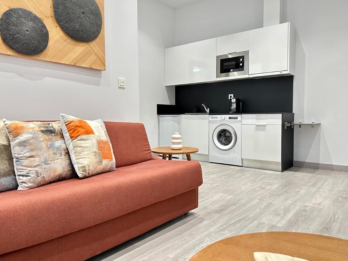 Suites 18 - Hostatel กรานาดา ภายนอก รูปภาพ