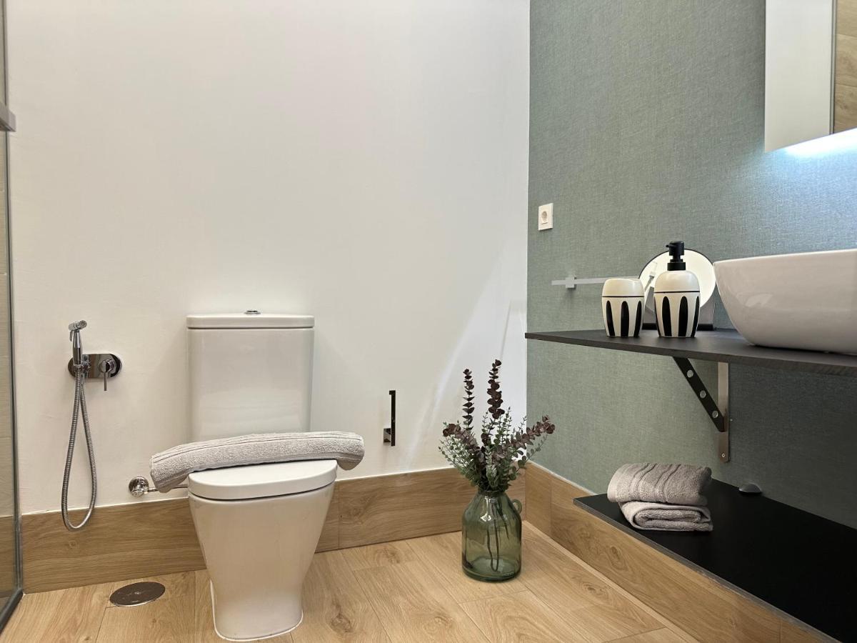 Suites 18 - Hostatel กรานาดา ภายนอก รูปภาพ